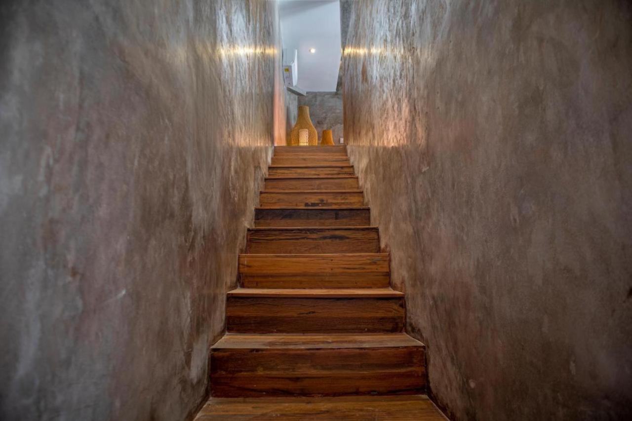 Villa Mezzanine Industrial 1 Bedroom Private In