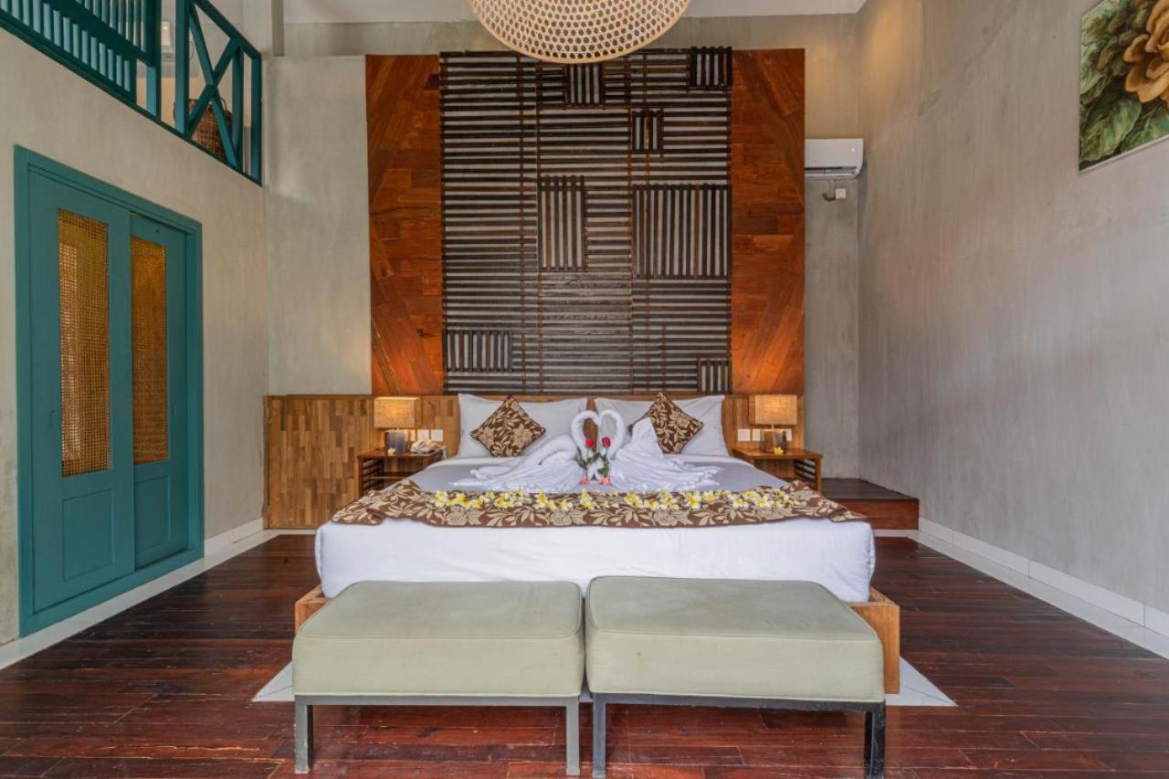 Mezzanine Industrial 1 Bedroom Private In Villa *